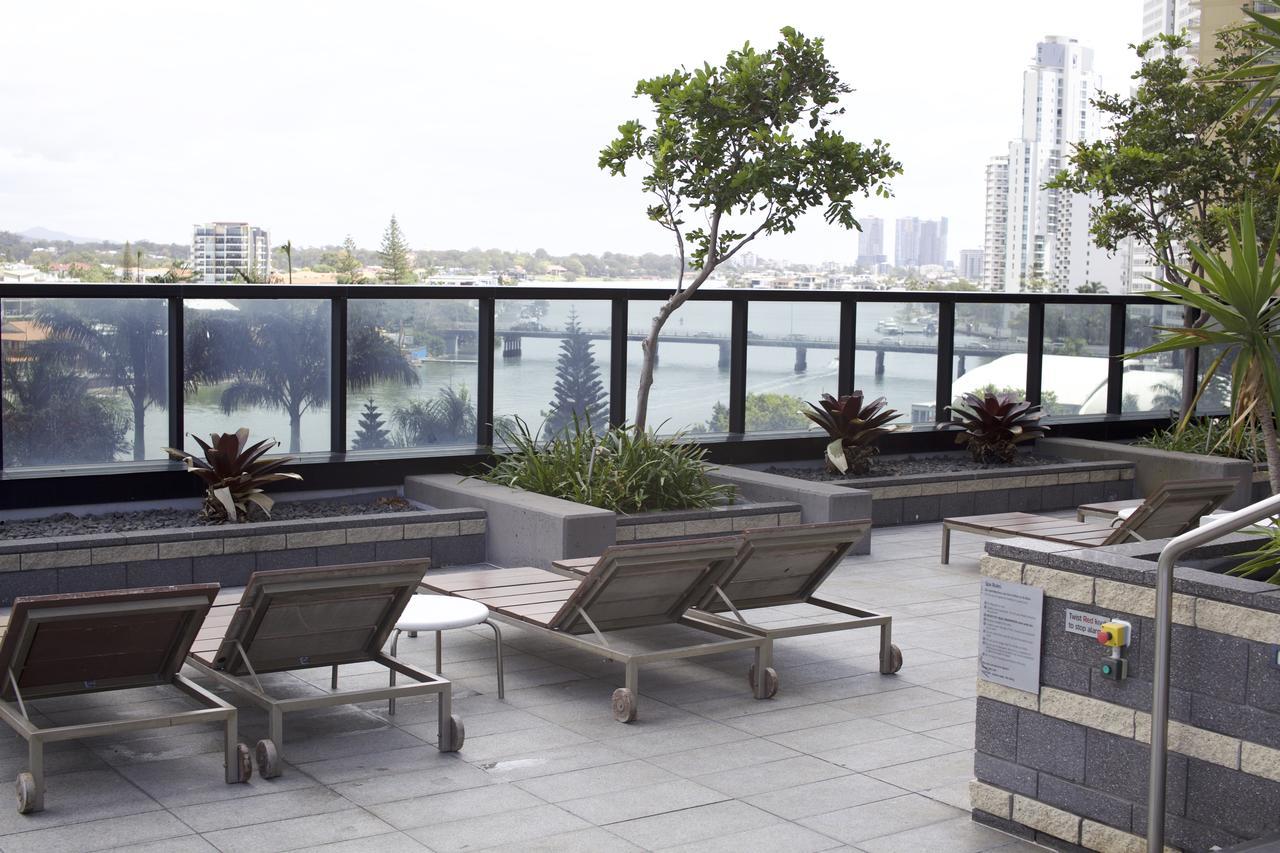 Circle Surfers Paradise Holidays Exterior foto