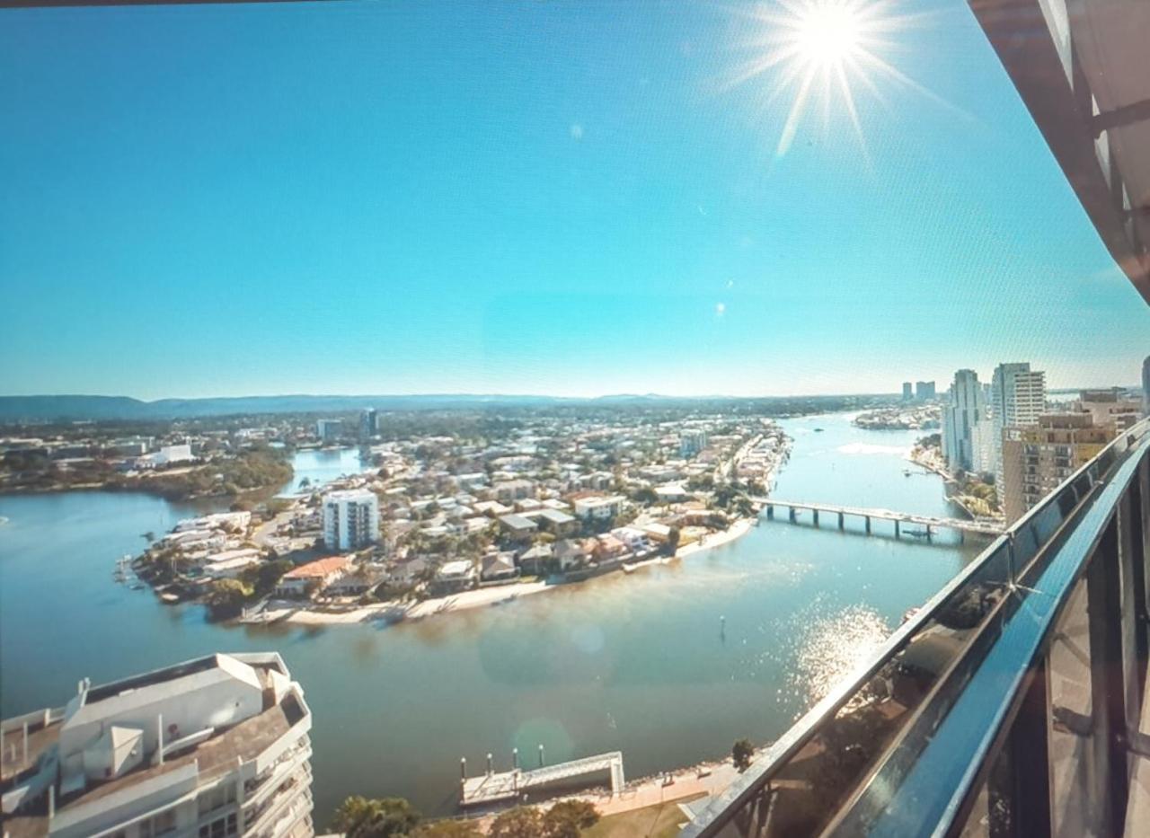 Circle Surfers Paradise Holidays Exterior foto
