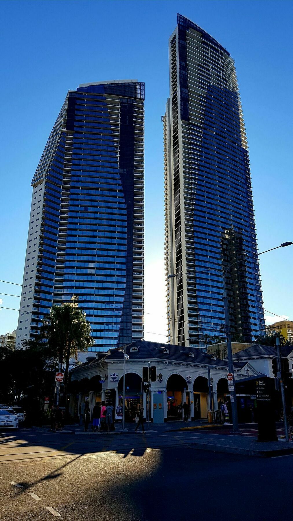 Circle Surfers Paradise Holidays Exterior foto